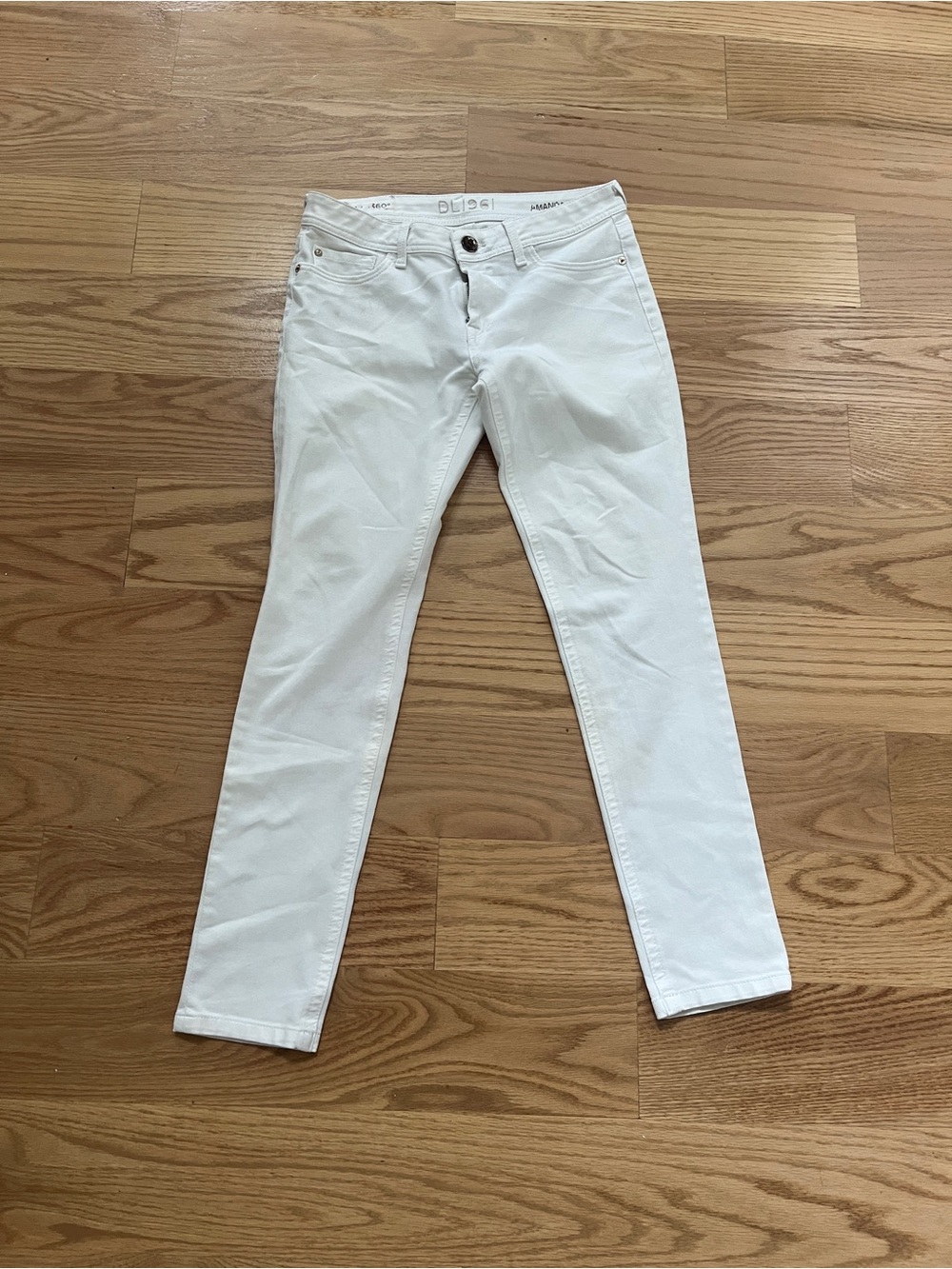 DL1961 Amanda White Jeans Size 29